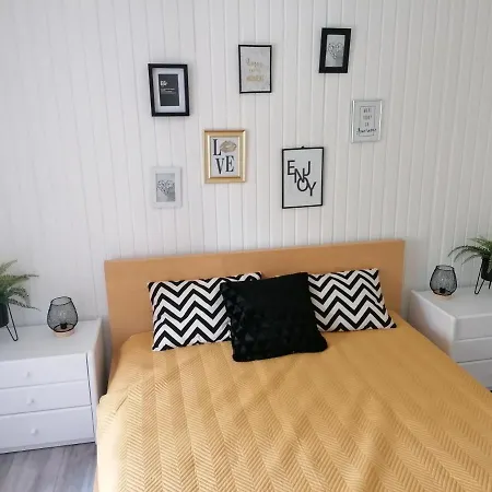 Apartmanhaz * バラトンフレド