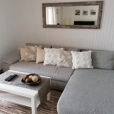 Apartmanhaz バラトンフレド