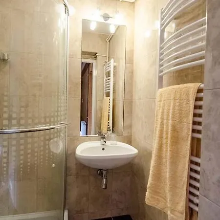 Apartmanhaz バラトンフレド