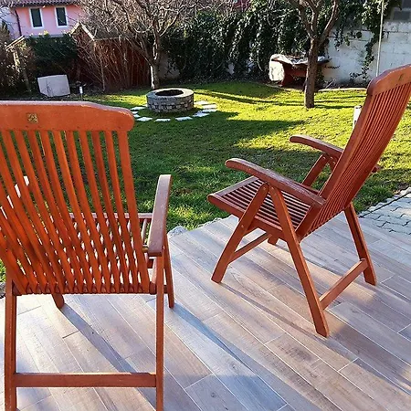 Apartmanhaz バラトンフレド