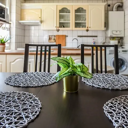 アパート Apartmanhaz