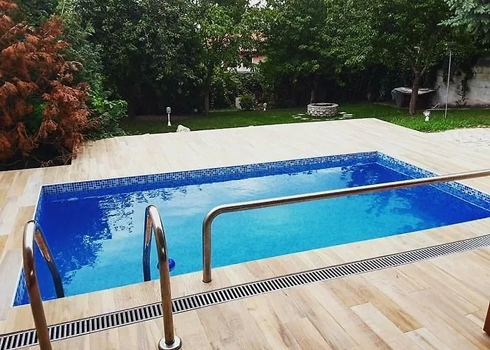 Apartmanhaz Apartament *