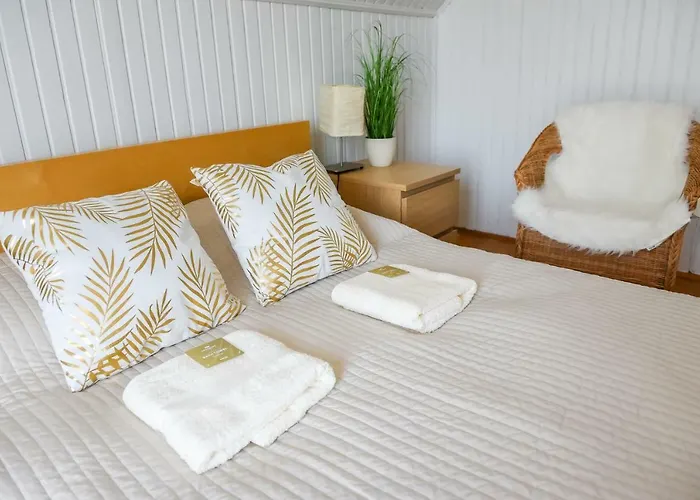 Apartament Apartmanhaz *